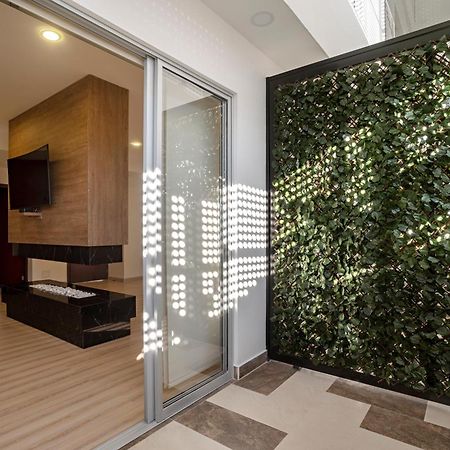 Loft Hotel Іп'ялес Екстер'єр фото