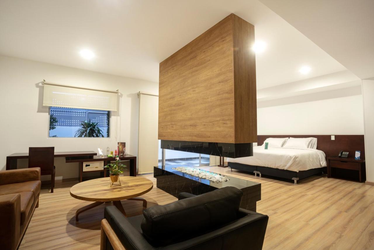 Loft Hotel Іп'ялес Екстер'єр фото